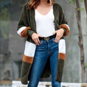 Fuzzy Stripped cardigan with pockets